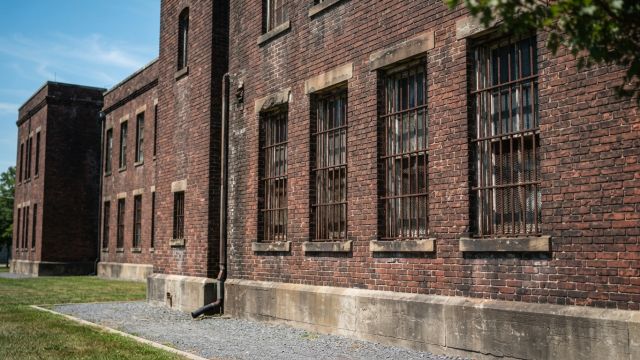 Health & Body - Extreme Temperatures Threaten Health in Pennsylvania Prisons