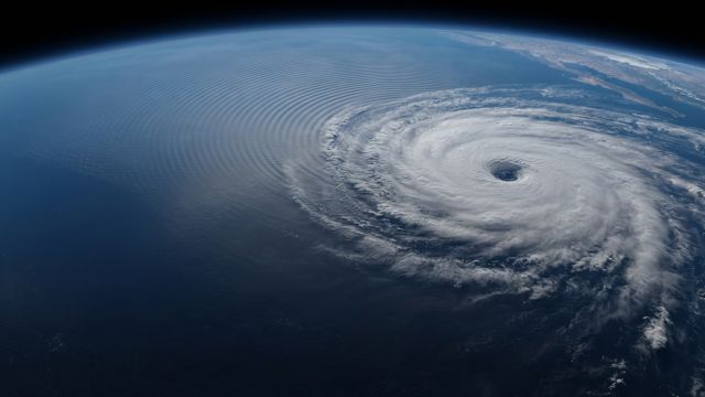 Science & Nature - NASA Satellites Observe Atmospheric Waves Over Hurricane Simon