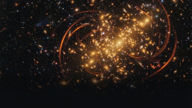 Space - Webb Telescope Observes Gravitationally Lensed Galaxy Cluster