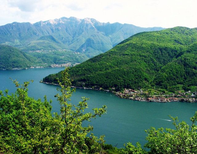 World Wonders - Monte San Giorgio: A forested mountain holding ancient marine fossils