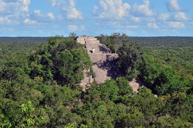 World Wonders - Calakmul: The Ancient Jungle Capital of the Snake Kingdom