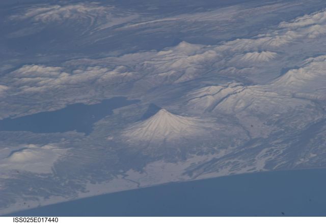Planet Earth - Kamchatka: a volcanic peninsula on the Ring of Fire