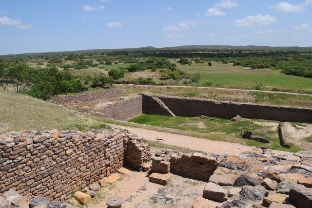 World Wonders - Dholavira: ancient Indus Valley ruins of western India