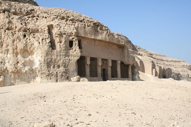 Shipwrecks & Lost Worlds - Speos Artemidos: Hatshepsut's rock-cut sanctuary in the cliffs