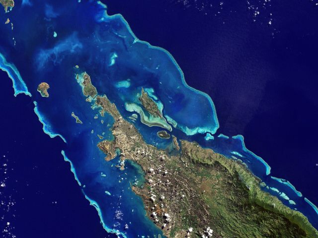 Ocean Life - The New Caledonian barrier reef: Earth's longest continuous barrier
