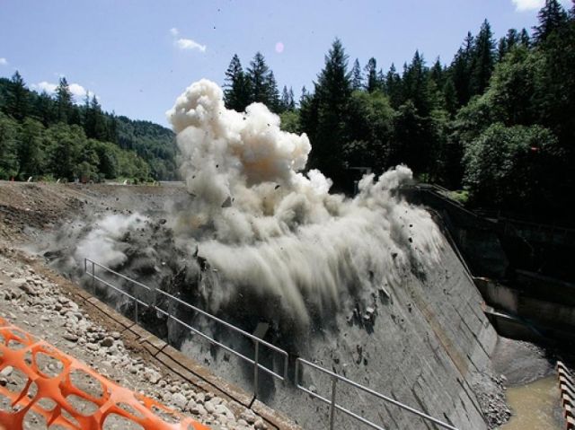 Great Structures - Dam removal: Dismantling aging barriers to restore rivers