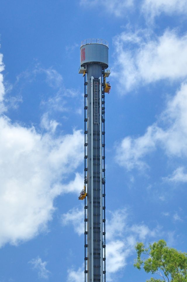 Great Structures - Drop towers: The physics of thrilling free-fall rides