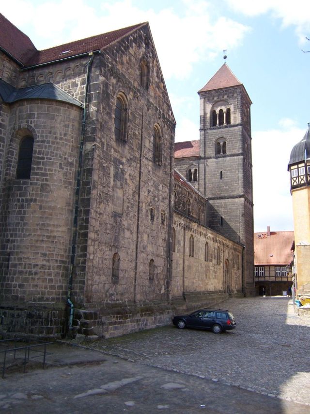 Crime Stories - The Quedlinburg art theft: church treasures lost in wartime