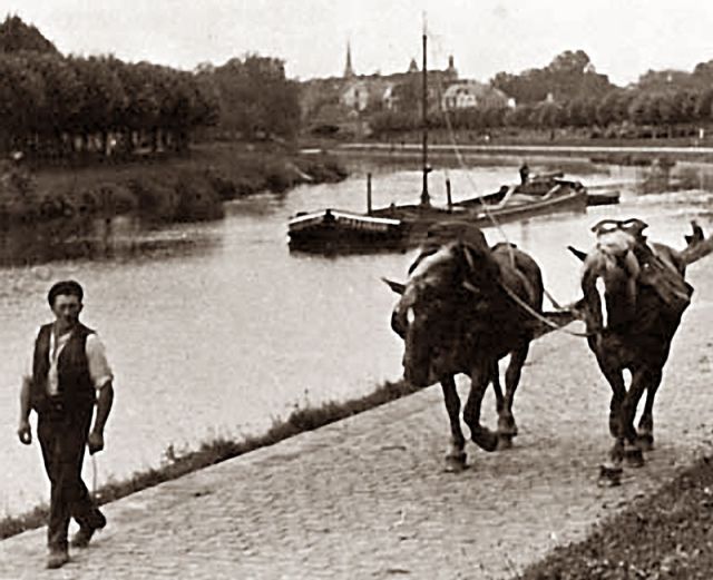 Great Structures - Towpaths: The historic transport tracks beside working inland canals