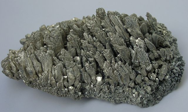 Inventions - Pidgeon process: smelting magnesium in a vacuum