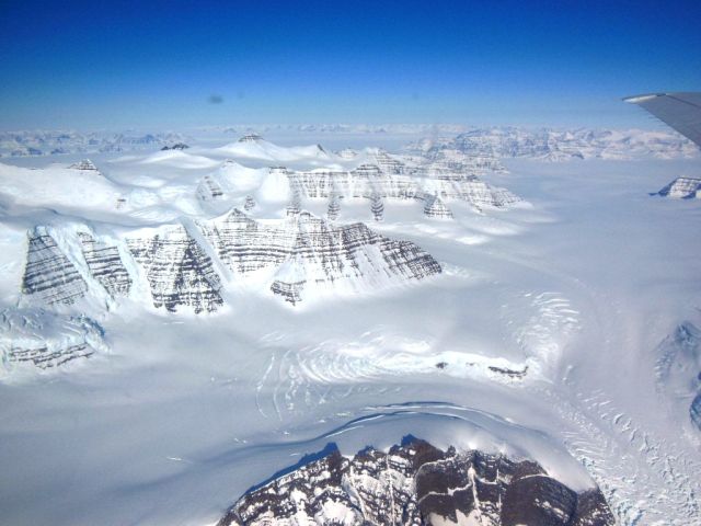 Planet Earth - Glaciers: colossal reservoirs of moving freshwater ice