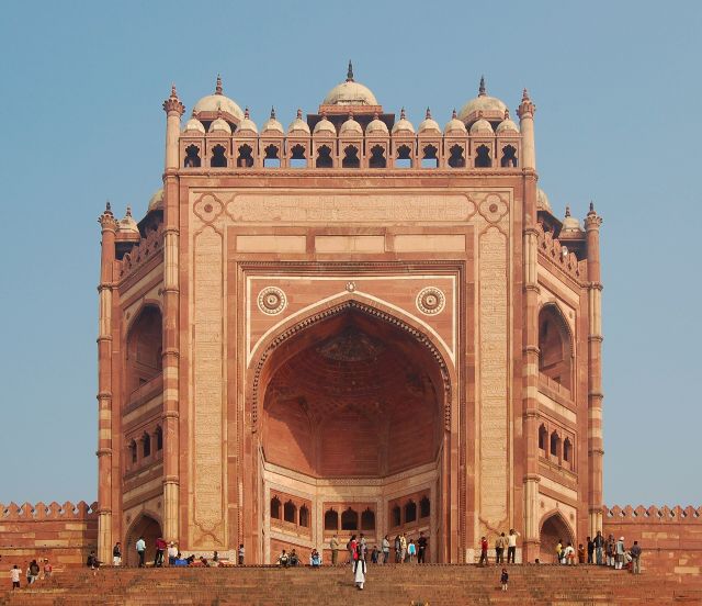 World Wonders - Fatehpur Sikri: Akbar's abandoned Mughal capital