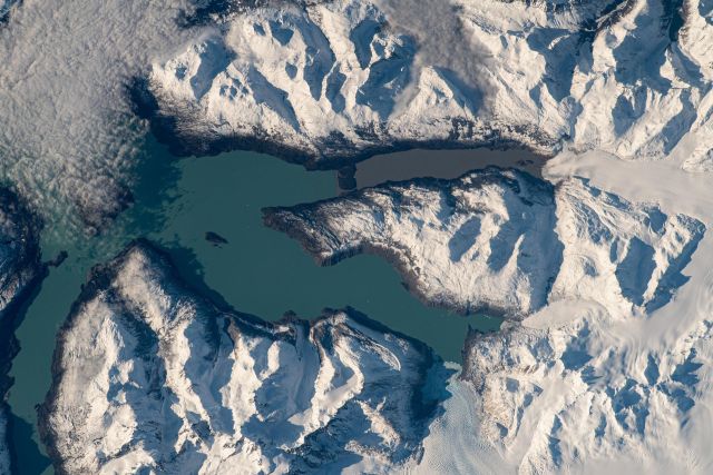 Planet Earth - Lago O'Higgins: the deepest lake in the Americas