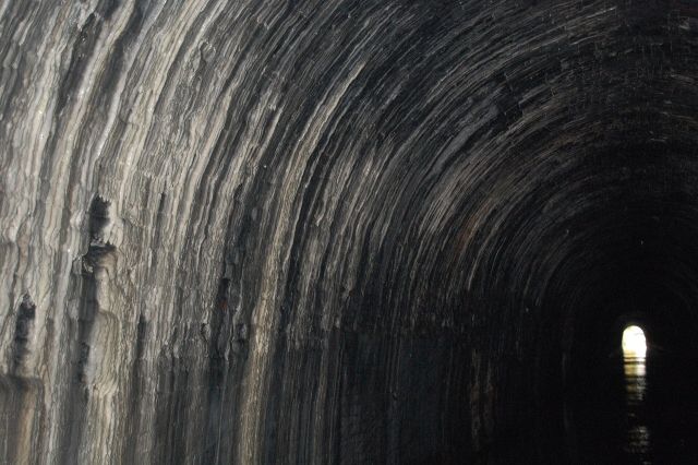Great Structures - Canal tunnels: subterranean passageways built for water transport