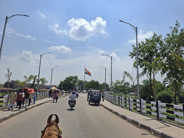 Great Structures - Friendship Bridge: the economic artery connecting India and Nepal