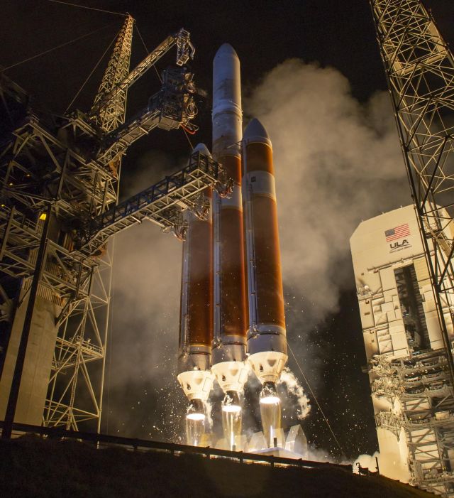 Planet Earth - Parker Solar Probe: Journey into the Sun's blistering corona
