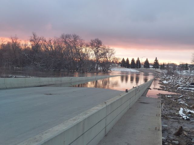 Great Structures - Low-water crossings: simple bridges built to flood