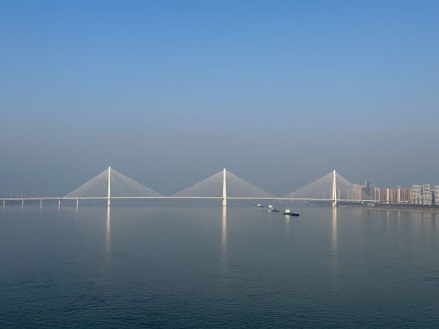 Great Structures - Erqi Bridge: Wuhan's record-setting double-span highway