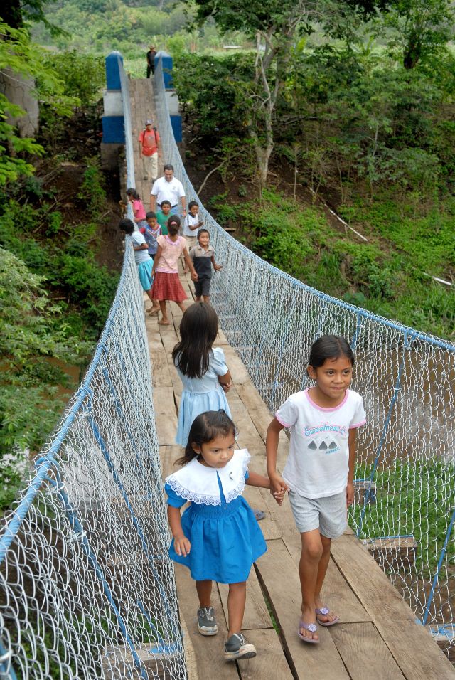 Great Structures - Bridges to Prosperity: footbridges connecting isolated rural areas