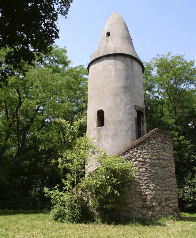 Great Structures - Berger Warte: Frankfurt's medieval sandstone lookout