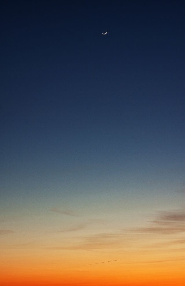Science & Nature - Chappuis absorption: how ozone colors the twilight sky