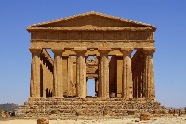 World Wonders - Valle dei Templi: Magna Graecia's monumental ridge of Agrigento