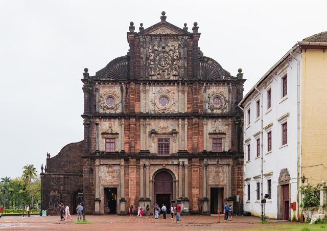 World Wonders - Basilica of Bom Jesus: Goa's historic Portuguese pilgrimage church