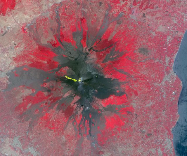 Planet Earth - Mount Etna: explosive activity on Europe's most active volcano