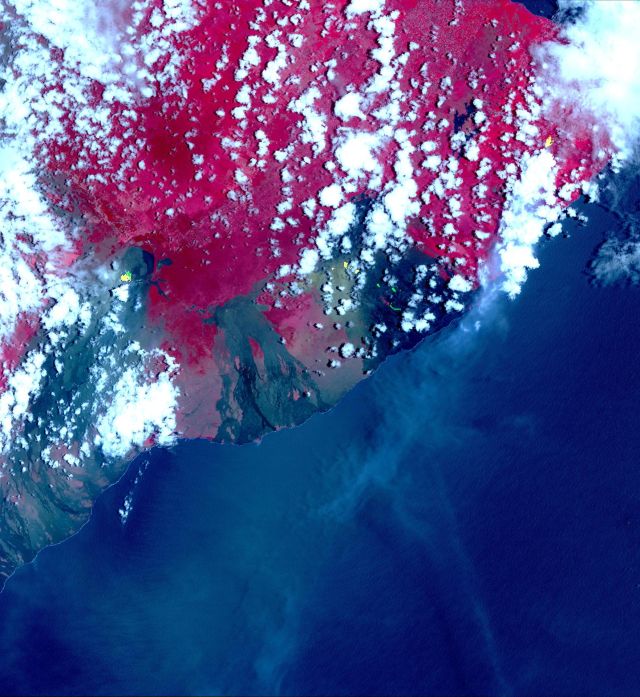 Planet Earth - Kilauea: fissures and lava lakes in Hawaii