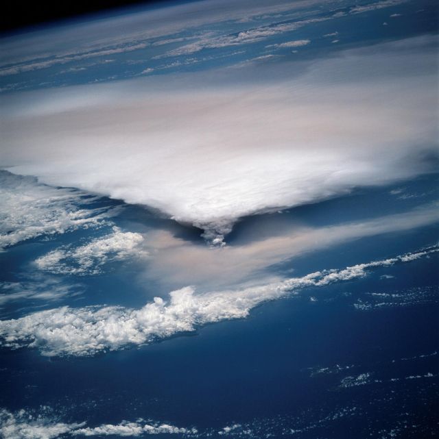 Planet Earth - Rabaul: when twin volcanic cones erupted at once