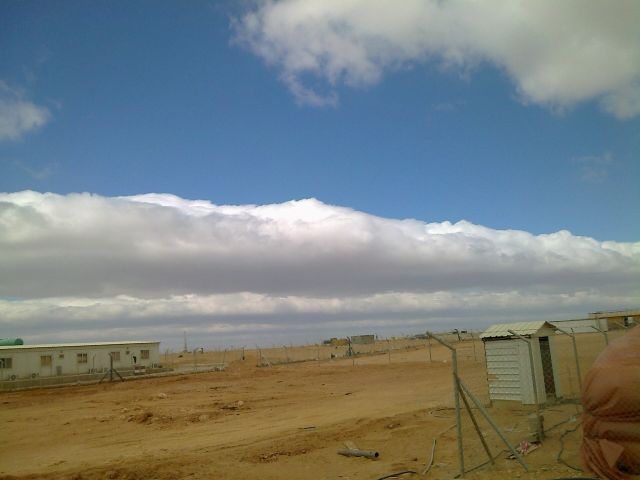 Weather - Stratocumulus volutus: the rolling cylinder in the lower sky