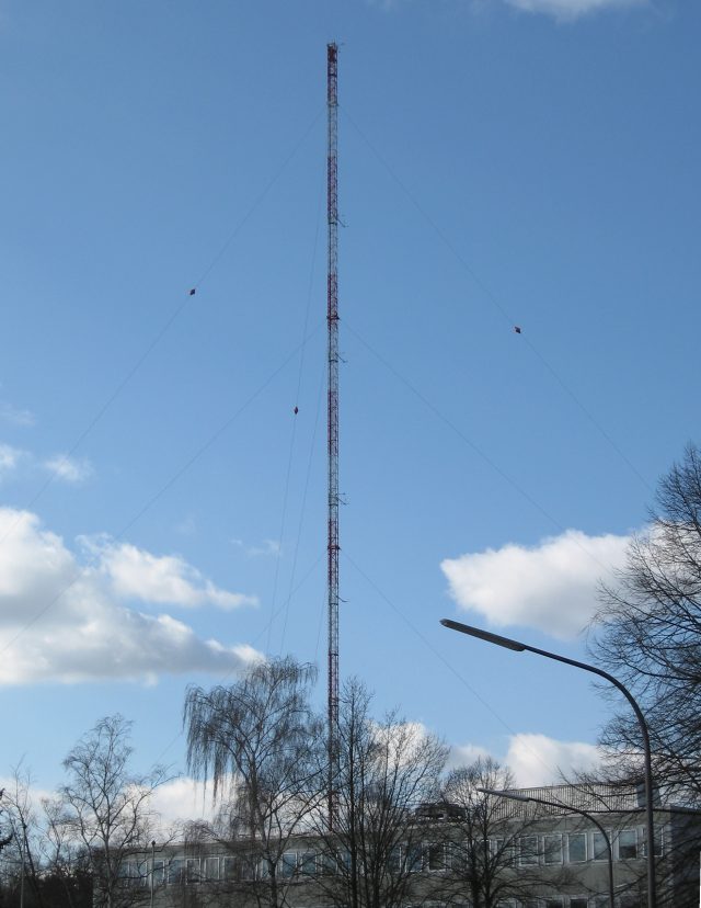 Great Structures - Measurement towers: tracking winds for rockets and turbines