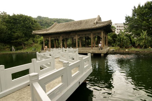 Great Structures - Zig-zag bridges: sharp turns for stability and gardens