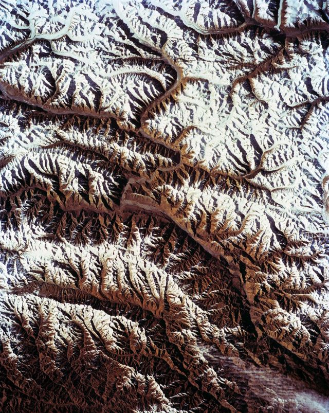 Planet Earth - Karakorum Range: Orbiting high passes and ancient trade routes