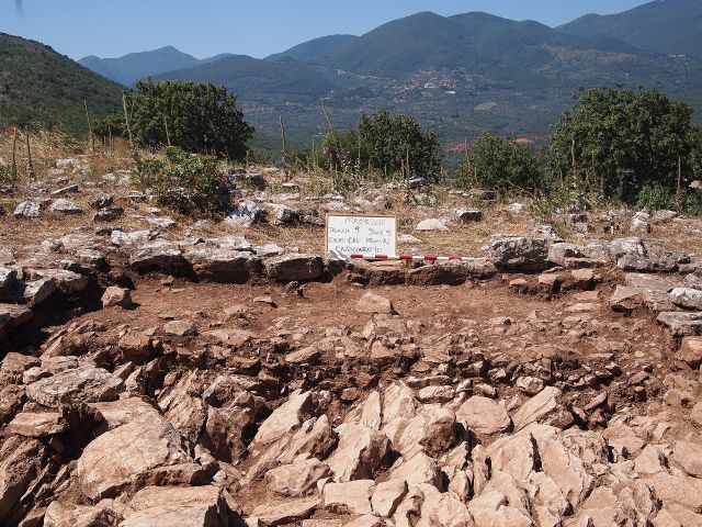 Shipwrecks & Lost Worlds - Malthi: a fortified Mycenaean stronghold in Greece