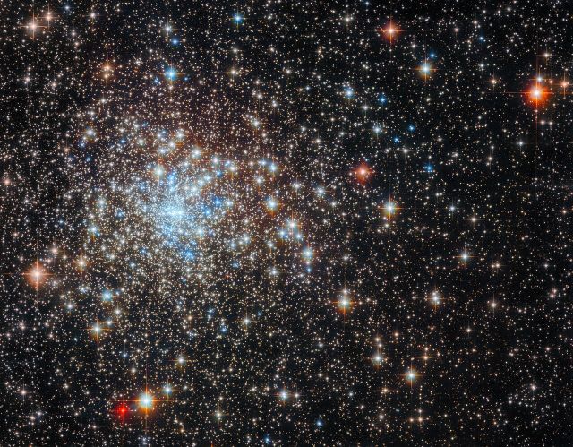 Space - NGC 6325: the star cluster hiding a possible black hole