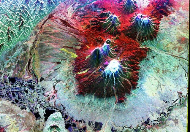 Planet Earth - Kliuchevskoi Volcano: Kamchatka's towering erupting giant
