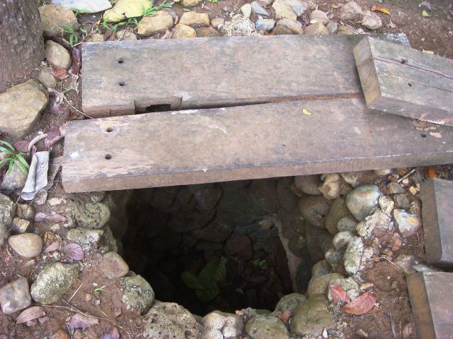 Great Structures - Escape tunnels: covert passages from castles to rail lines