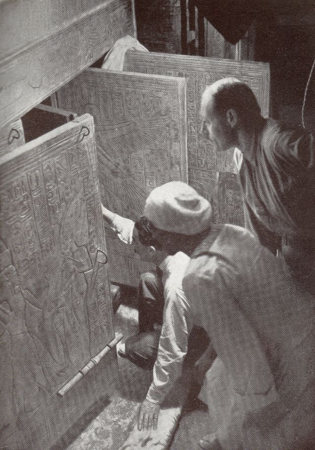 Egyptology - Tutankhamun: the discovery of Egypt's intact royal tomb