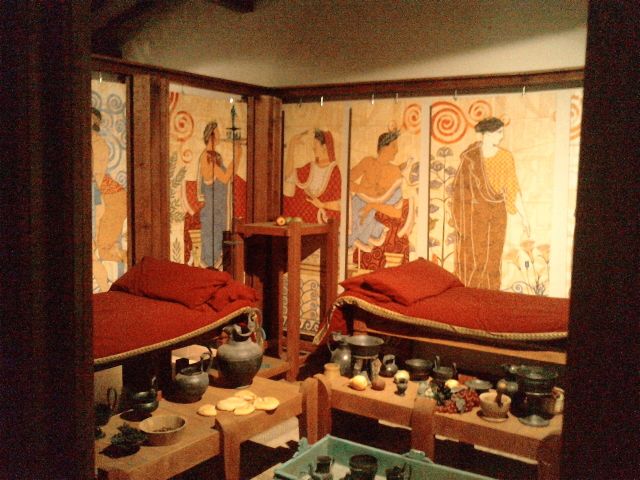 The Etruscans - Etruscan daily life: piecing history from ancient tombs