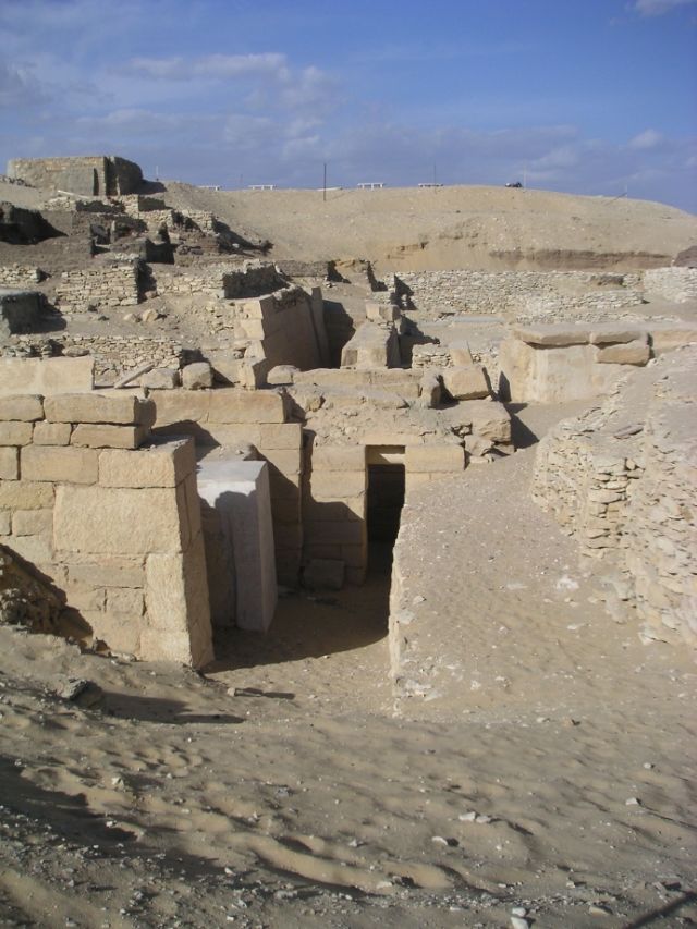 Egyptology - Tomb of Akhethetep: the Saqqara mastaba moved to Paris