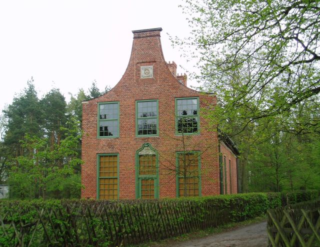 Castles & Palaces - Stern Hunting Lodge: Potsdam's oldest surviving palace