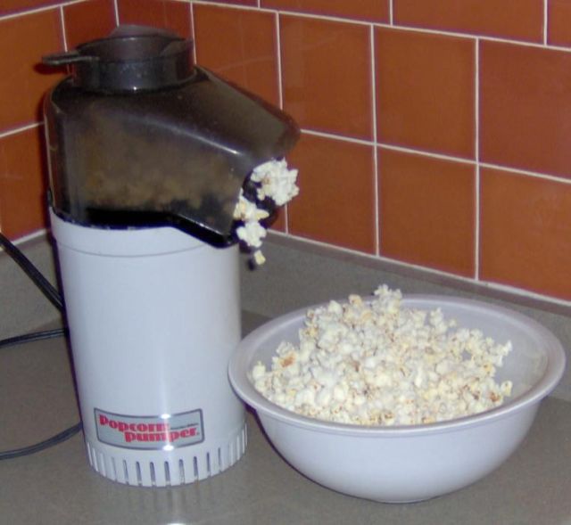 Inventions - Popcorn makers: from Victorian street carts to microwave bags
