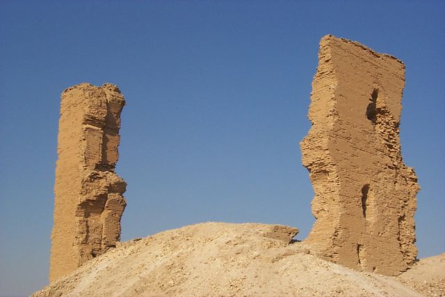 The Roman Empire - Battle of Barbalissos: the Sasanian destruction of Rome's army