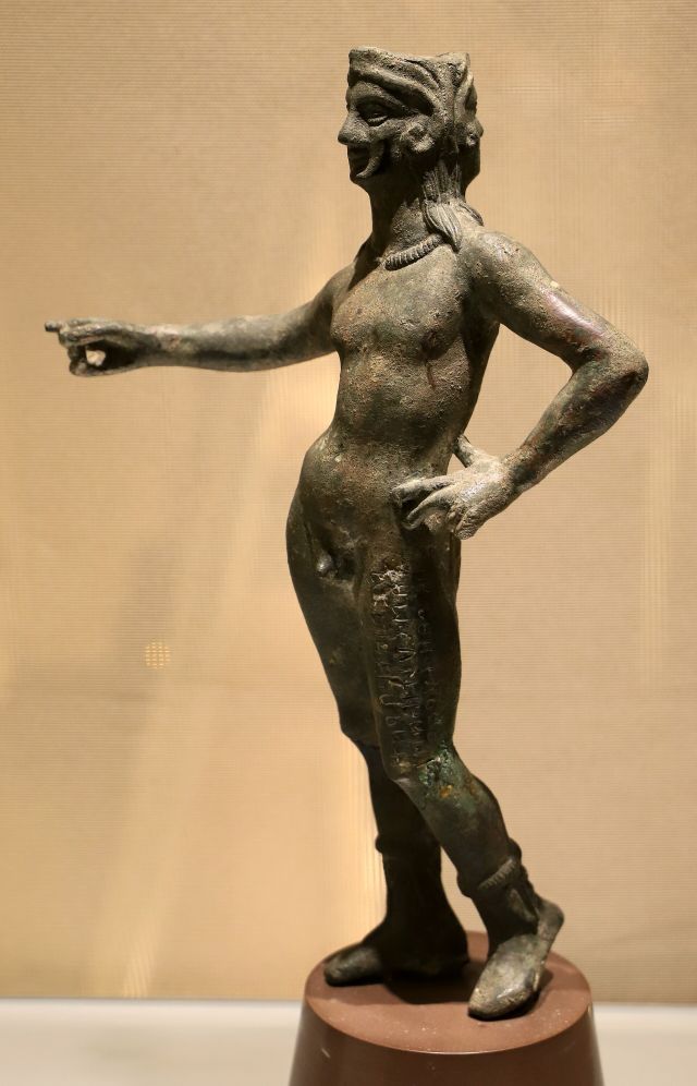 The Etruscans - Culsans: the two-faced Etruscan guardian of city gates