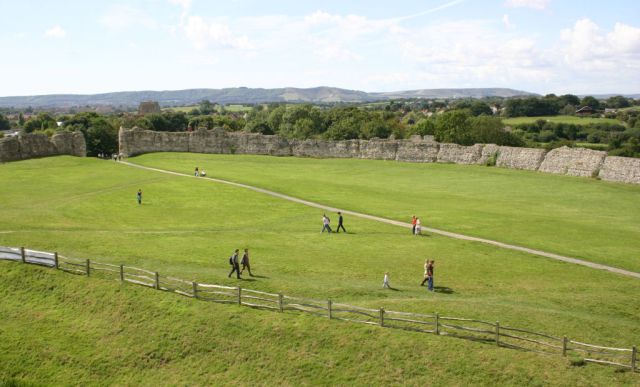The Roman Empire - Anderitum: Sussex coastal fort with layered defences