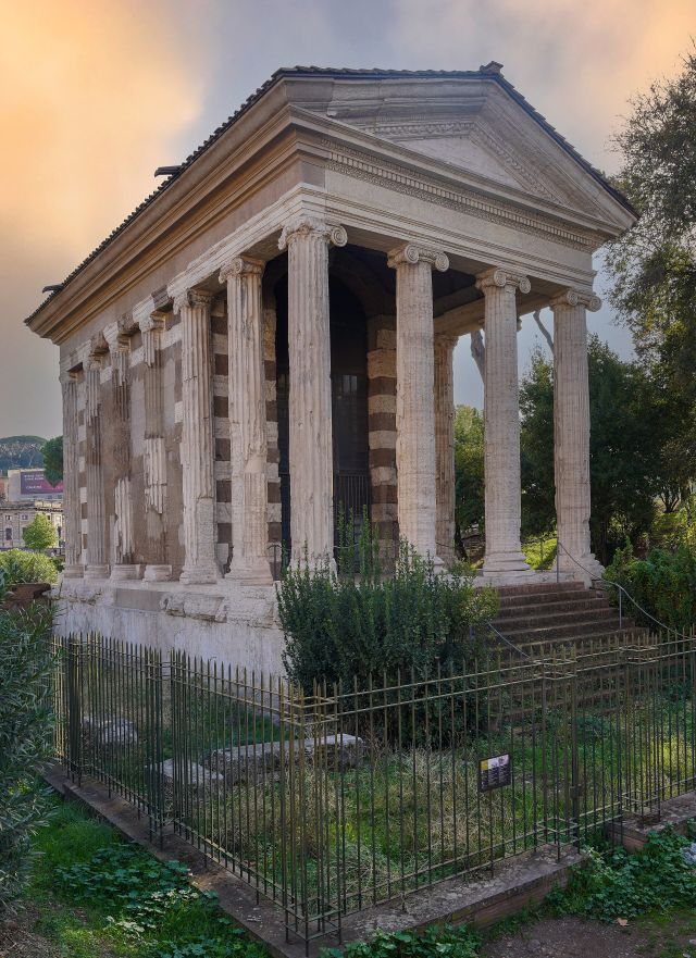 The Roman Empire - Ancient Roman temples: sacred architecture of the empire