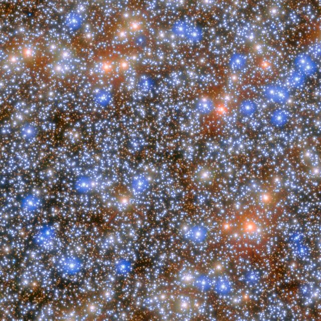 Space - Omega Centauri: Ten million stars hiding an elusive black hole