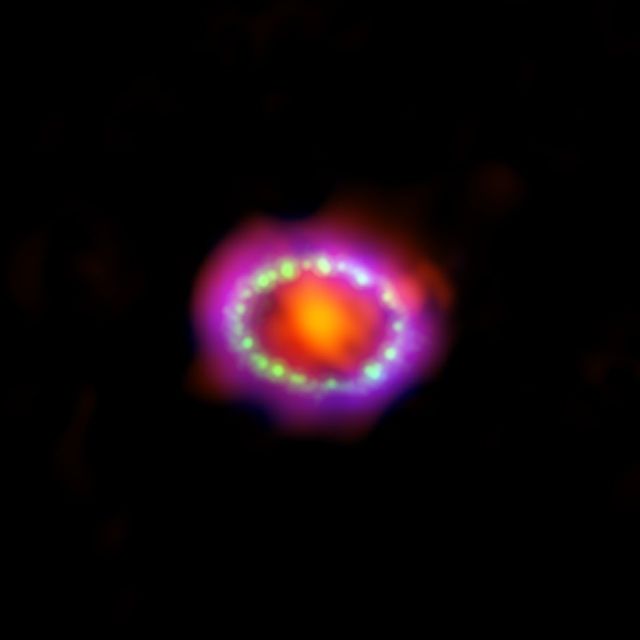 Space - Supernova 1987A: Observatories capture an expanding cosmic collision