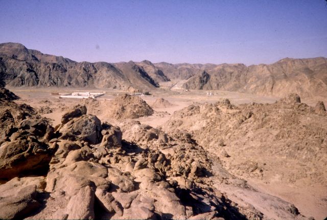 Shipwrecks & Lost Worlds - Wadi Hammamat: the desert corridor of Egyptian quarries